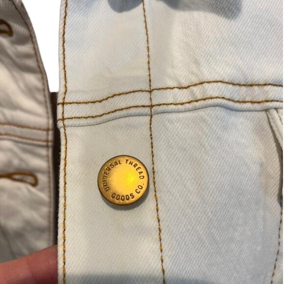 Upcycled Denim Jacket Embroidered Lace Open back beige Size XL/XXL Floral - Picture 8 of 9